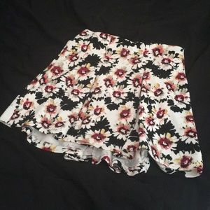 SoRad Floral Pleated Skirt